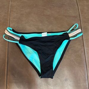 NWOT L space full cut bottoms